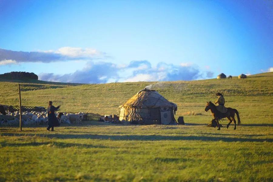 内蒙古，草原自信之歌