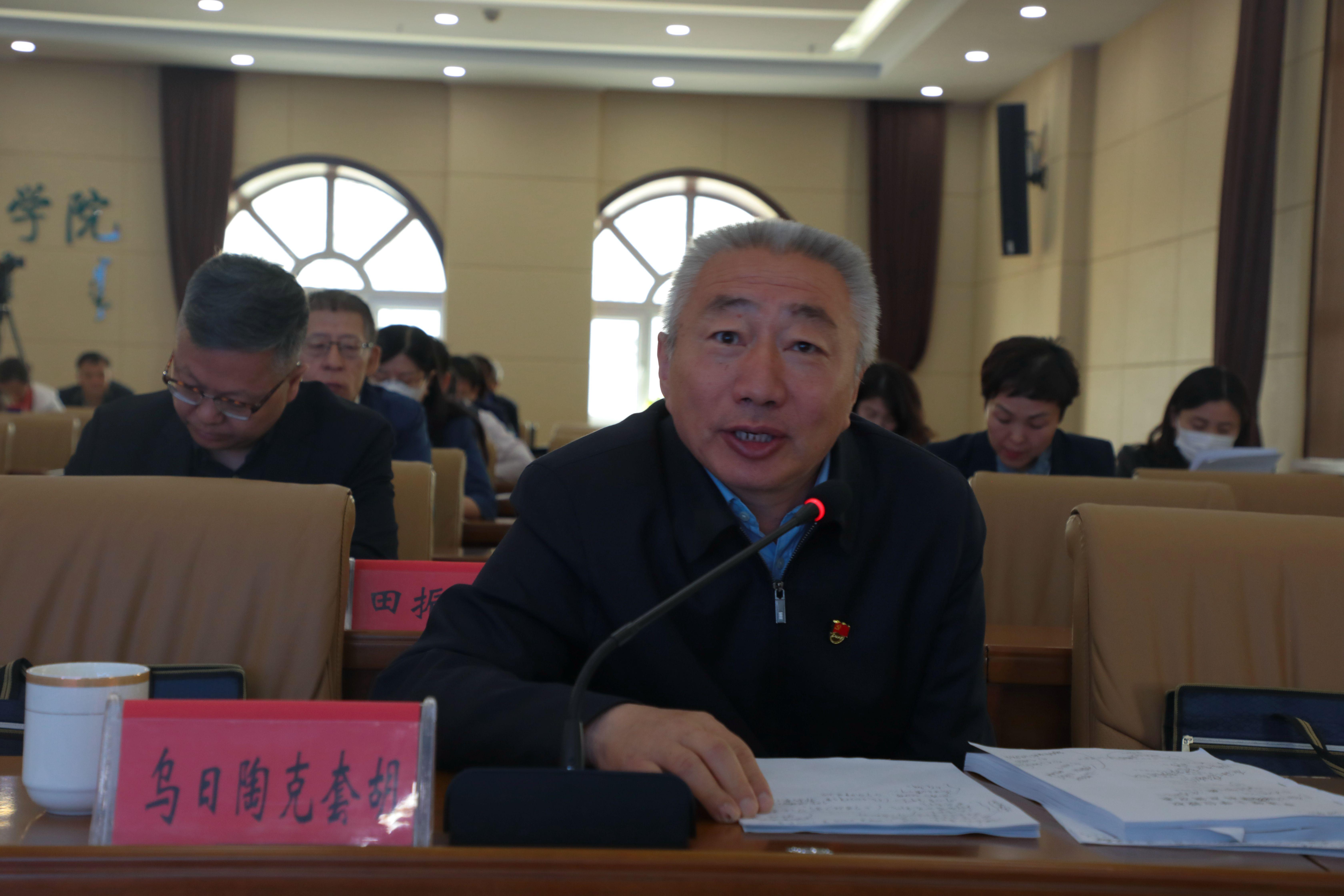 呼伦贝尔大草原,绿色明珠映衬民族风情,生态奇迹再现之旅